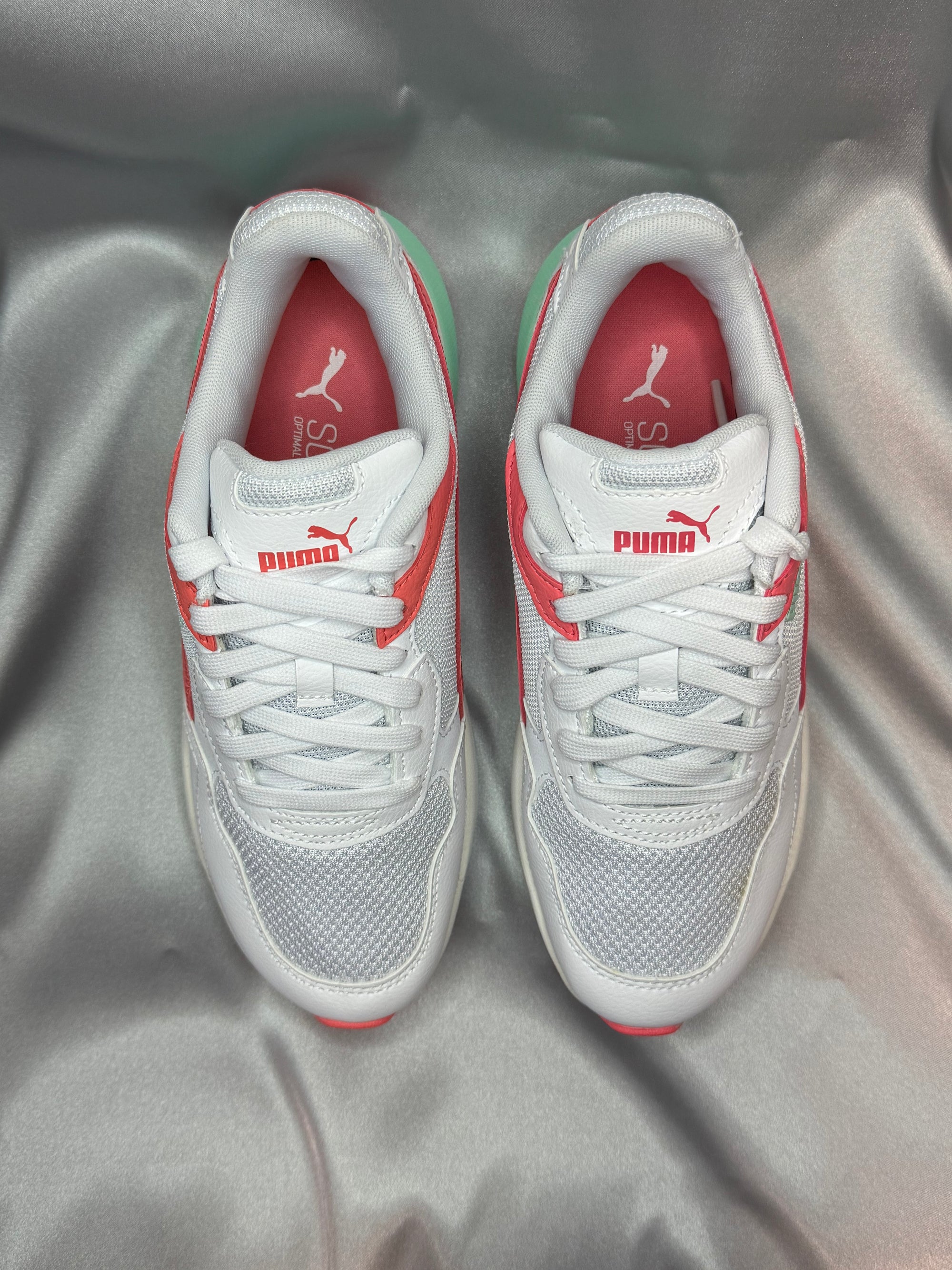 Жіночі кросівки Puma X-Ray Speed Lite Jr Loveable білі з рожевими та зеленими акцентом, європейський бренд.