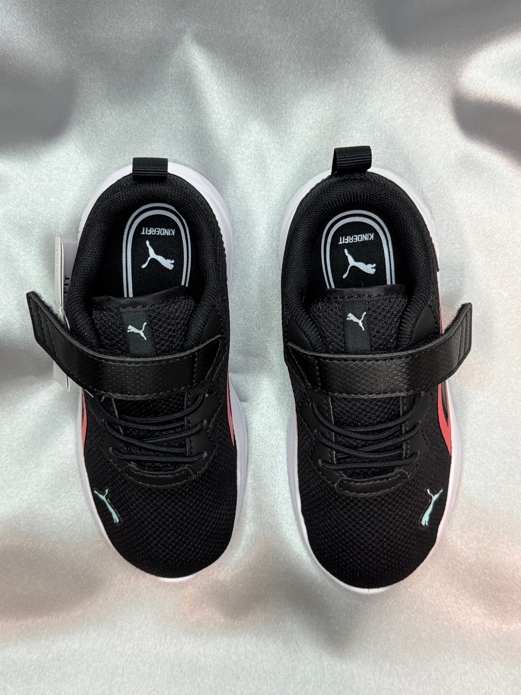 Дитячі кросівки Puma All-Day Active чорні з кораловою вставкою, європейський бренд.