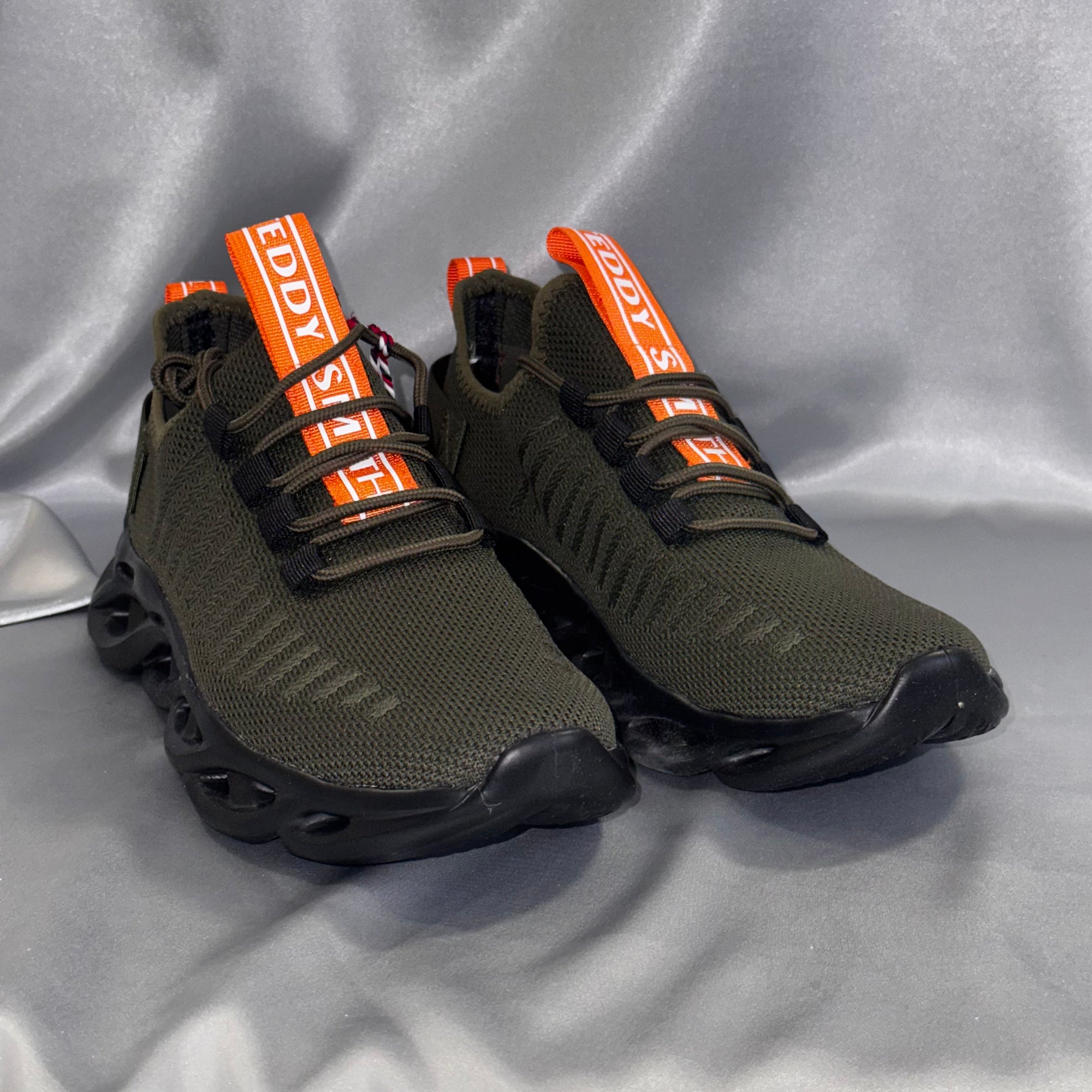 Чоловічі кросівки Teddy Smith Z.Tex.Kaki - хакі кольору з помаранчевими акцентами, європейський бренд.