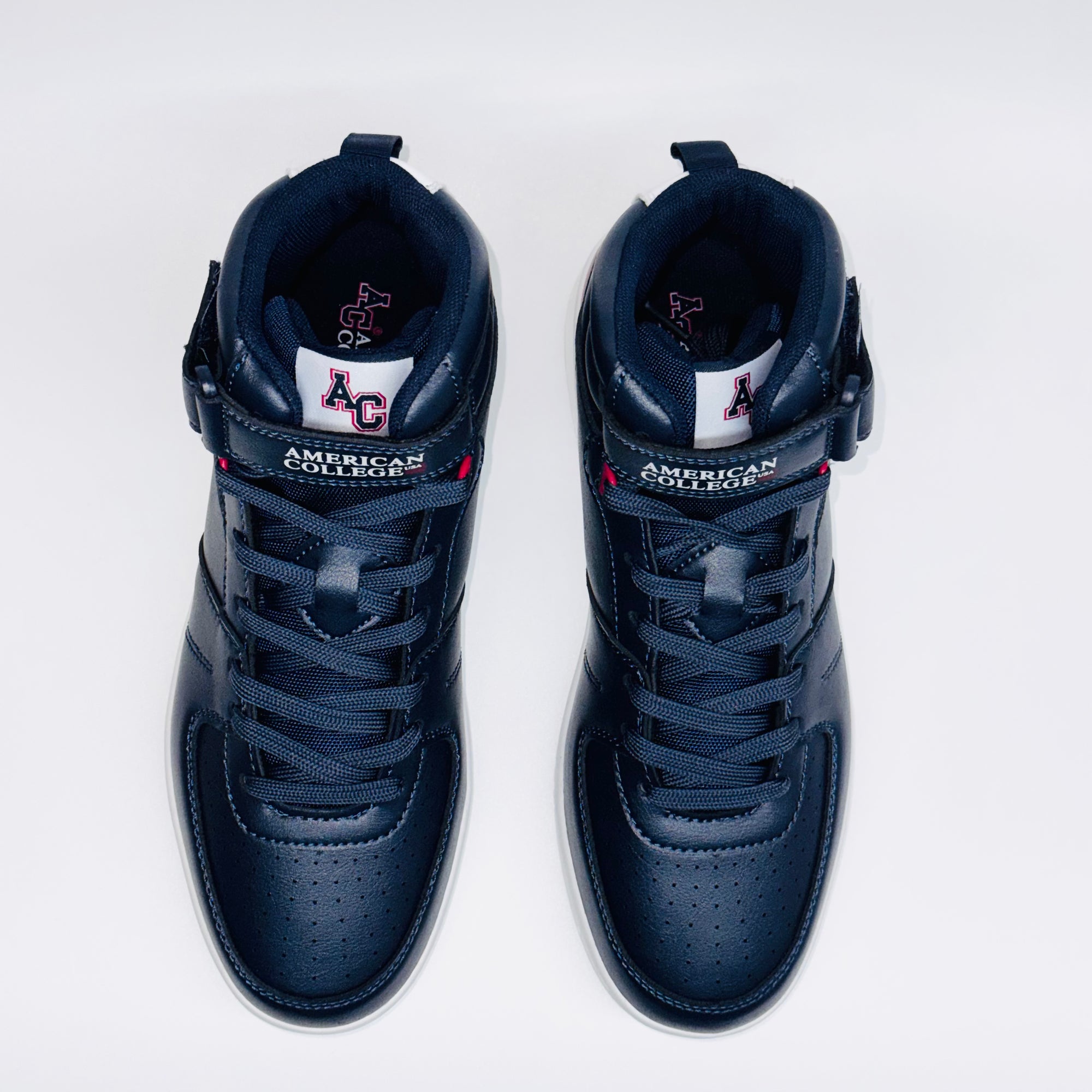 Чоловічі кросівки American College AUSTIN MEN NAVY  темно-синього кольору з червоними вставками, європейський бренд.