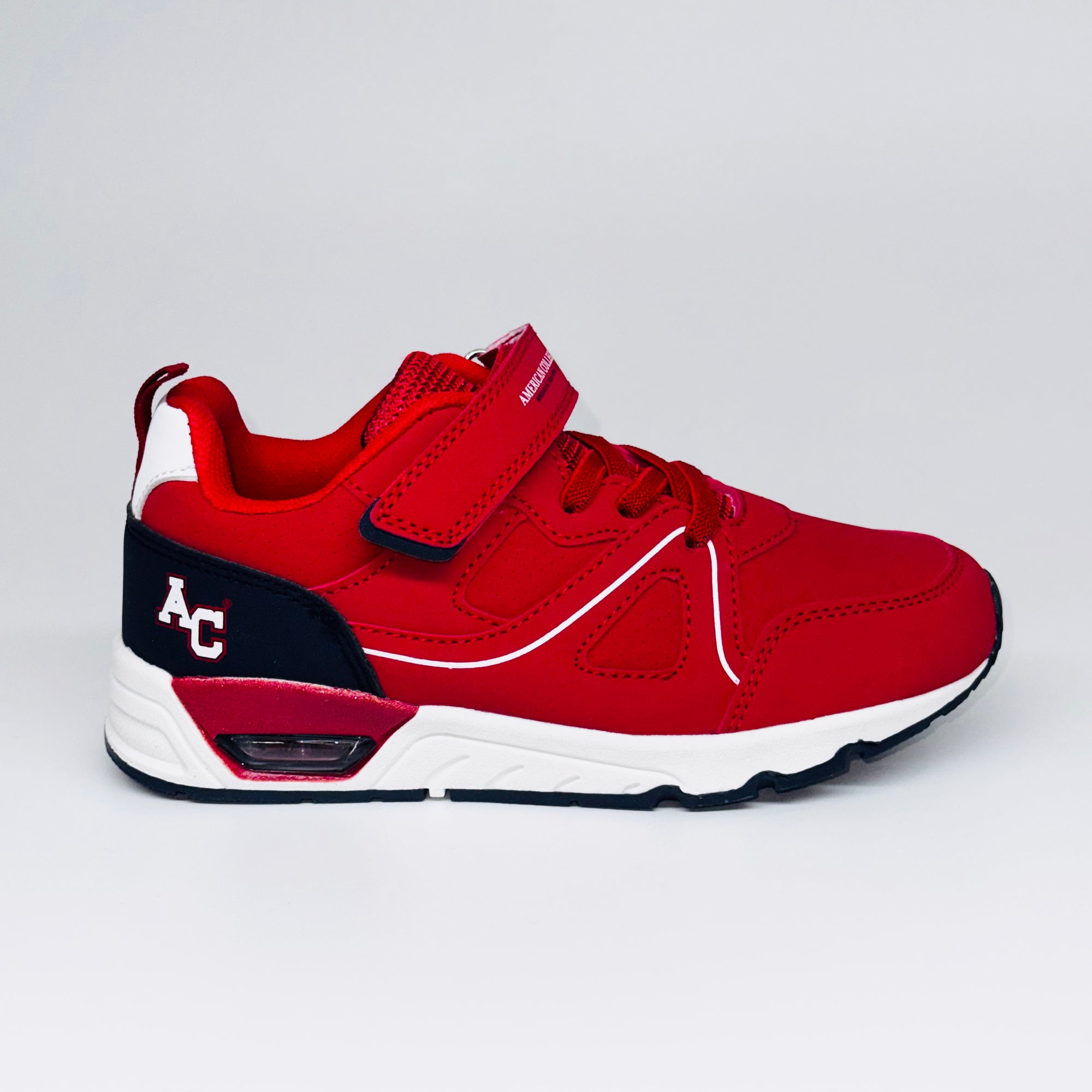 Дитячі кросівки American College Wrangler Kids -Red  червоні з синім акцентом, європейський бренд.