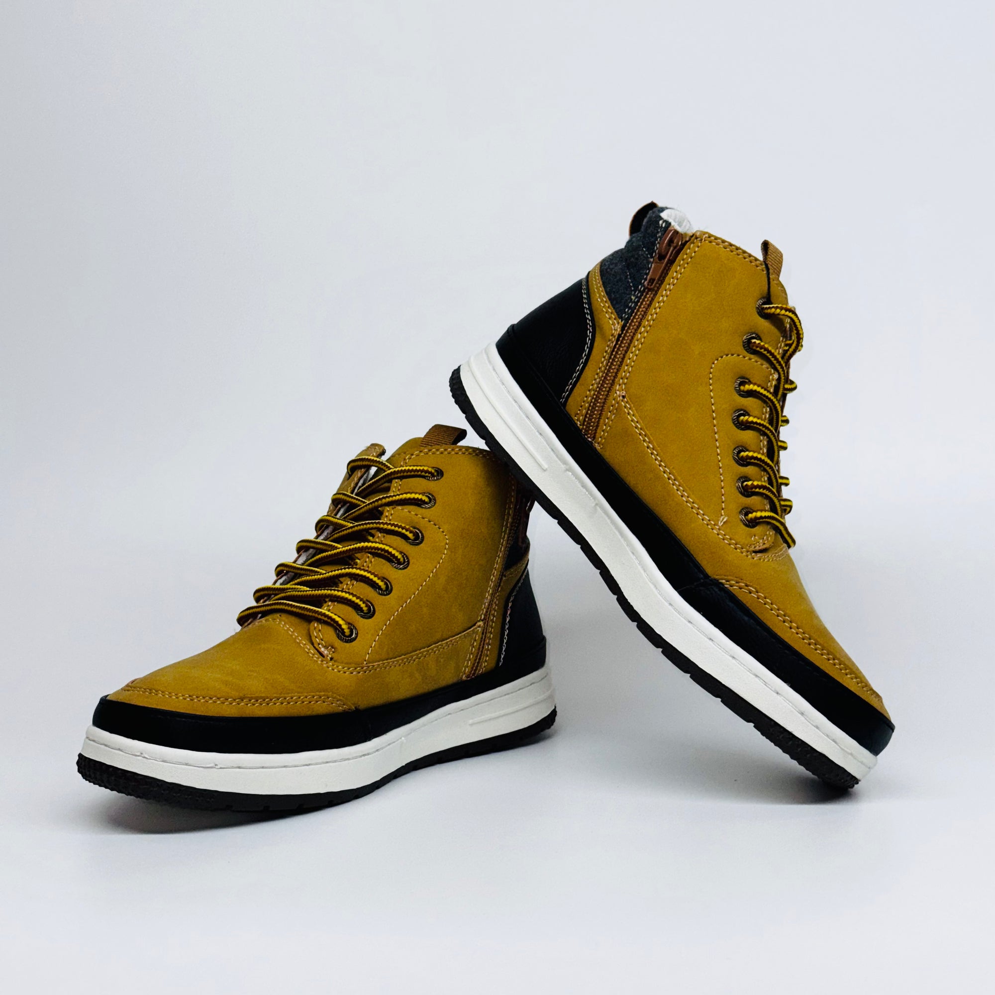 Чоловічі черевики Compagnie Canadienne Rupert Junior Camel Pck12 - коричневі з чорною вставкою, європейський бренд.