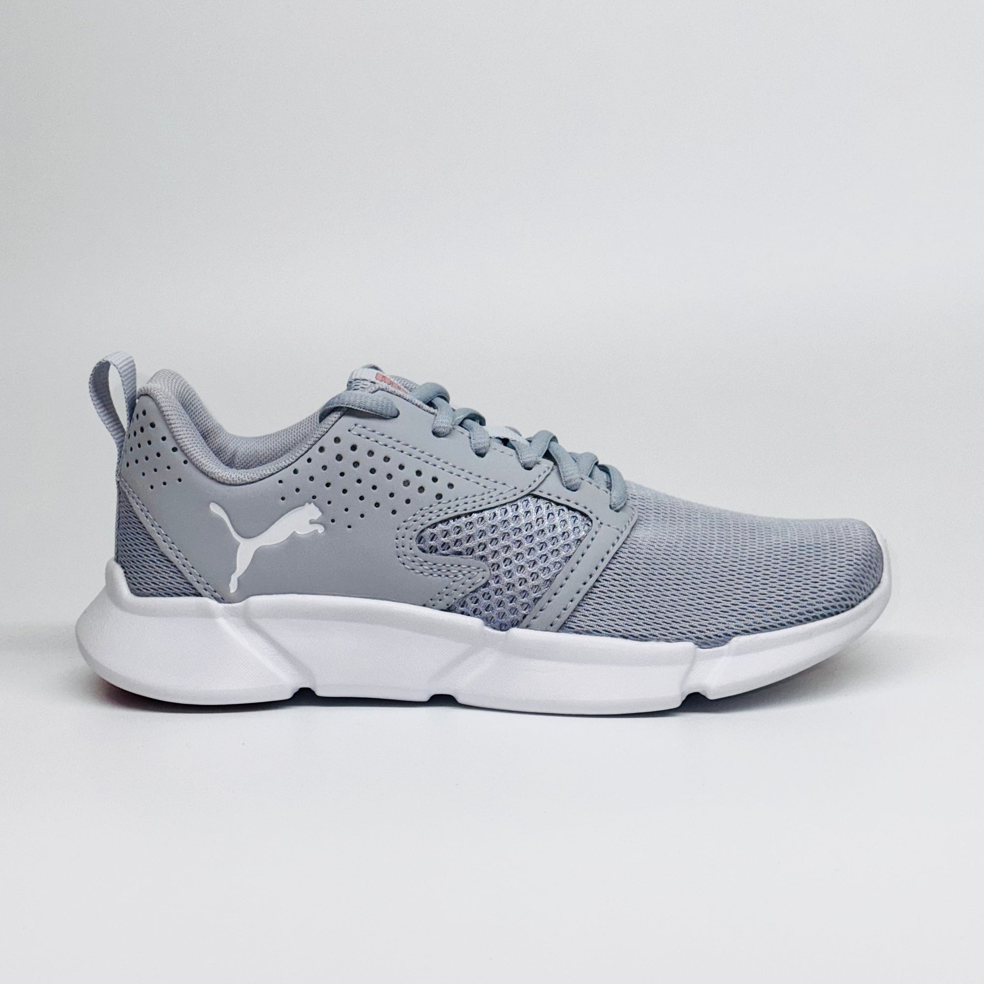 Жіночі спортивні кросівки Puma Interflex Modern сірі, європейський бренд.