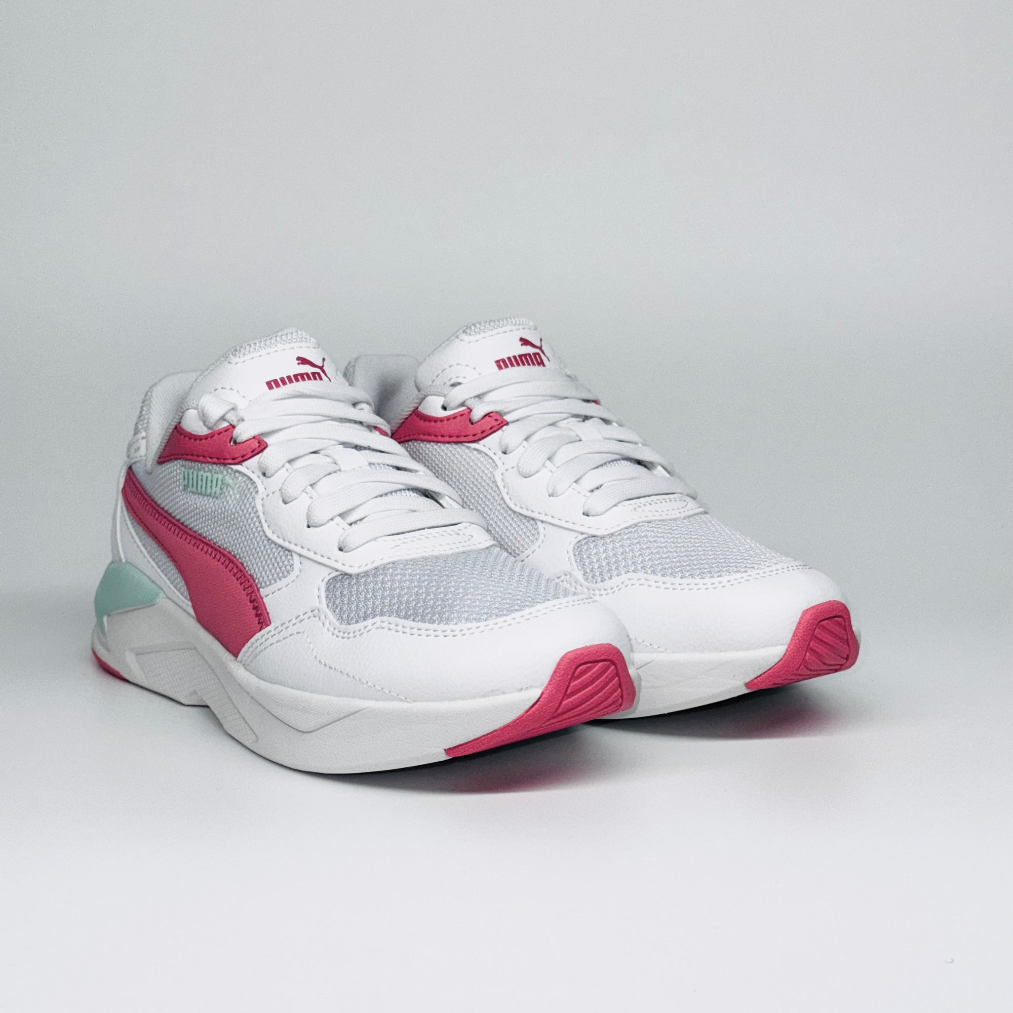 Жіночі кросівки Puma X-Ray Speed Lite Jr Loveable білі з рожевими та зеленими акцентом, європейський бренд.