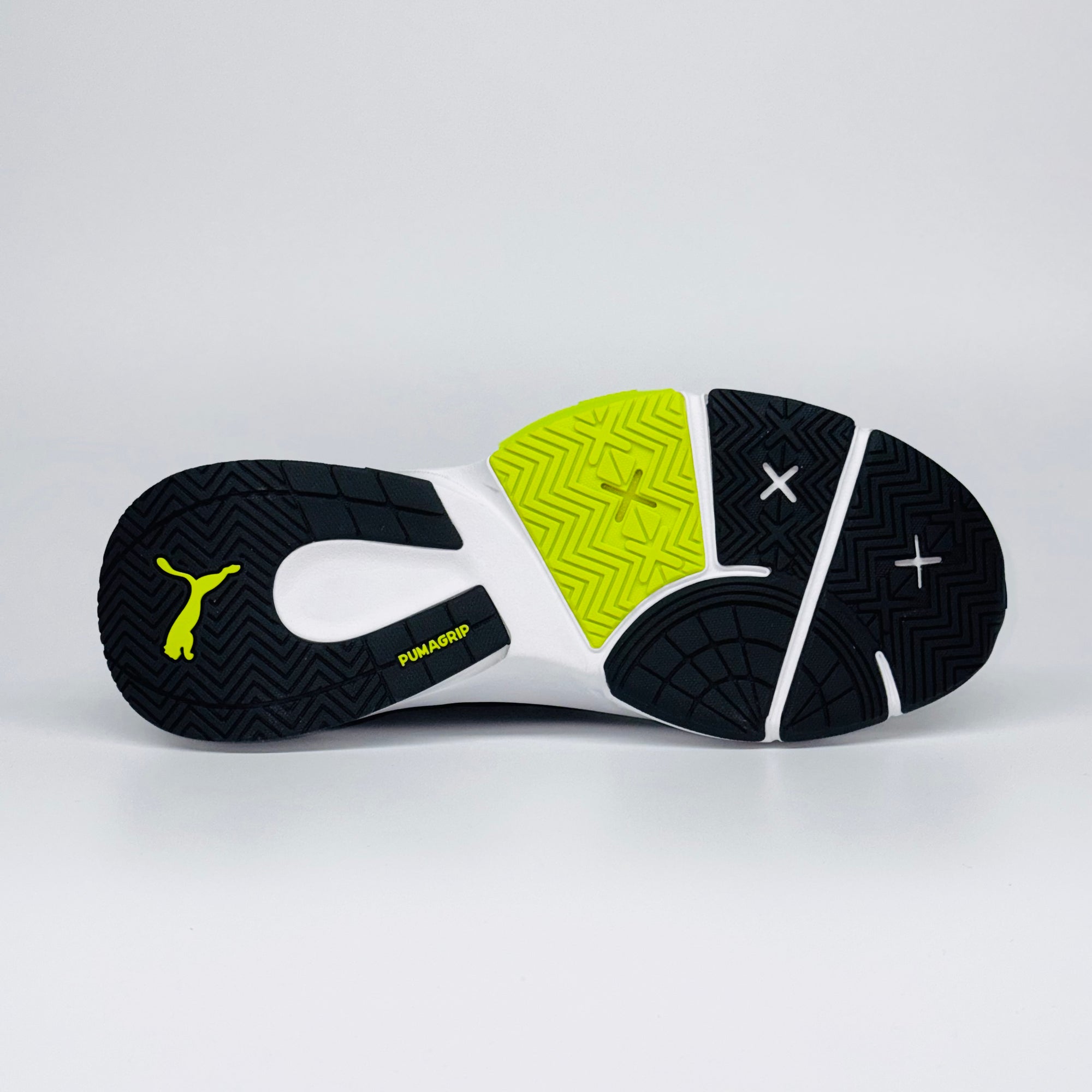 Чоловічі кросівки PUMA PWRFrame TR 3 - чорного кольору з неоново-жовтими акцентами, європейський бренд.  