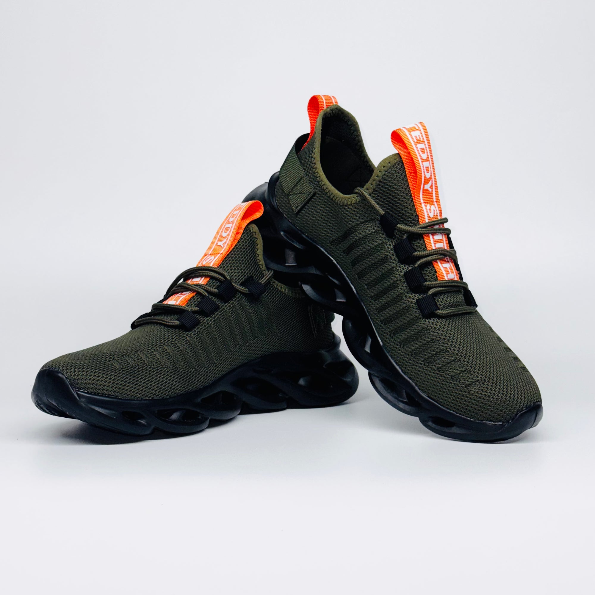 Чоловічі кросівки Teddy Smith Z.Tex.Kaki - хакі кольору з помаранчевими акцентами, європейський бренд.