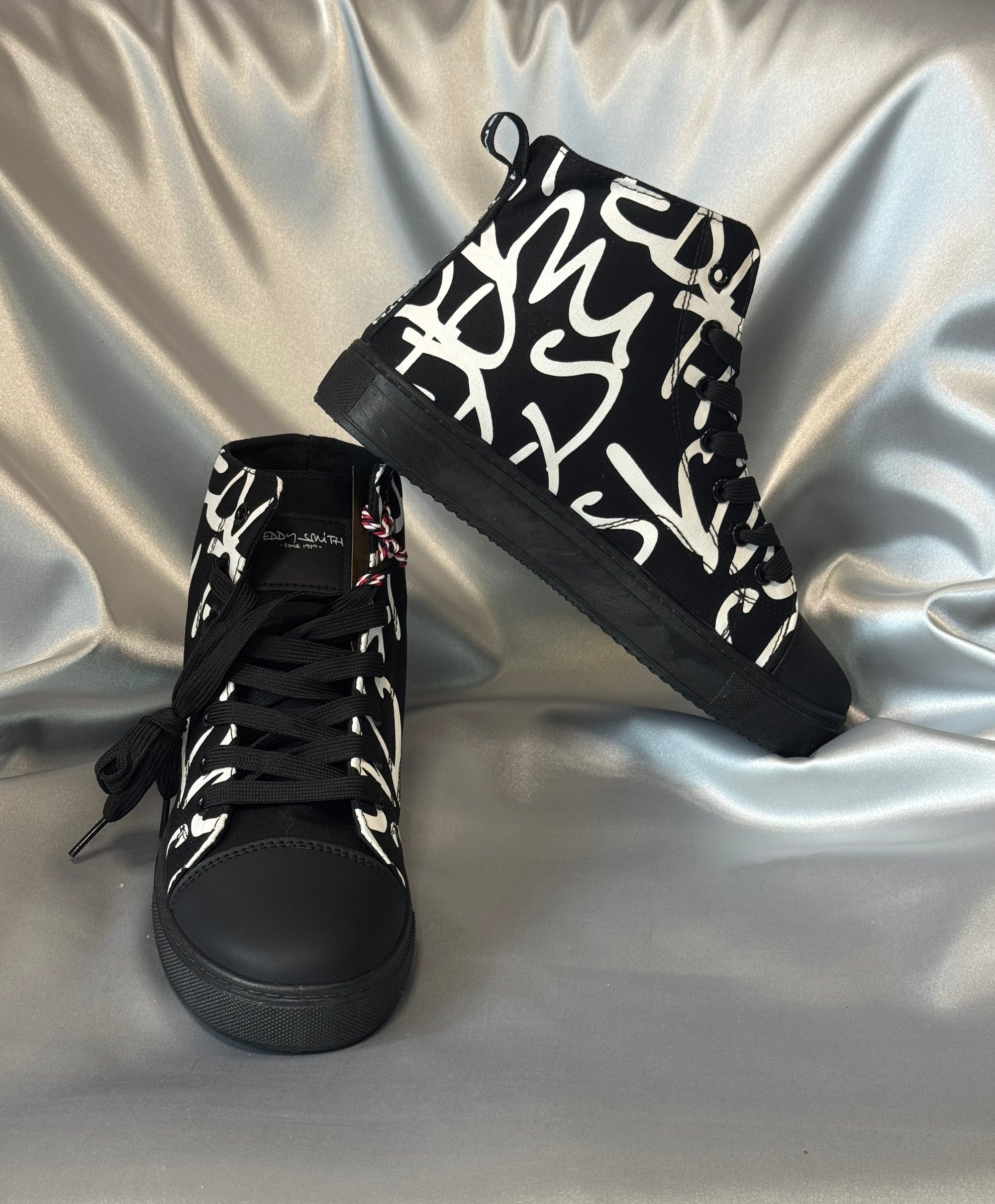 Чоловічі черевики Teddy Smith Men Ankle Boots Negro чорні, доповнений білим графічним принтом, європейський бренд.