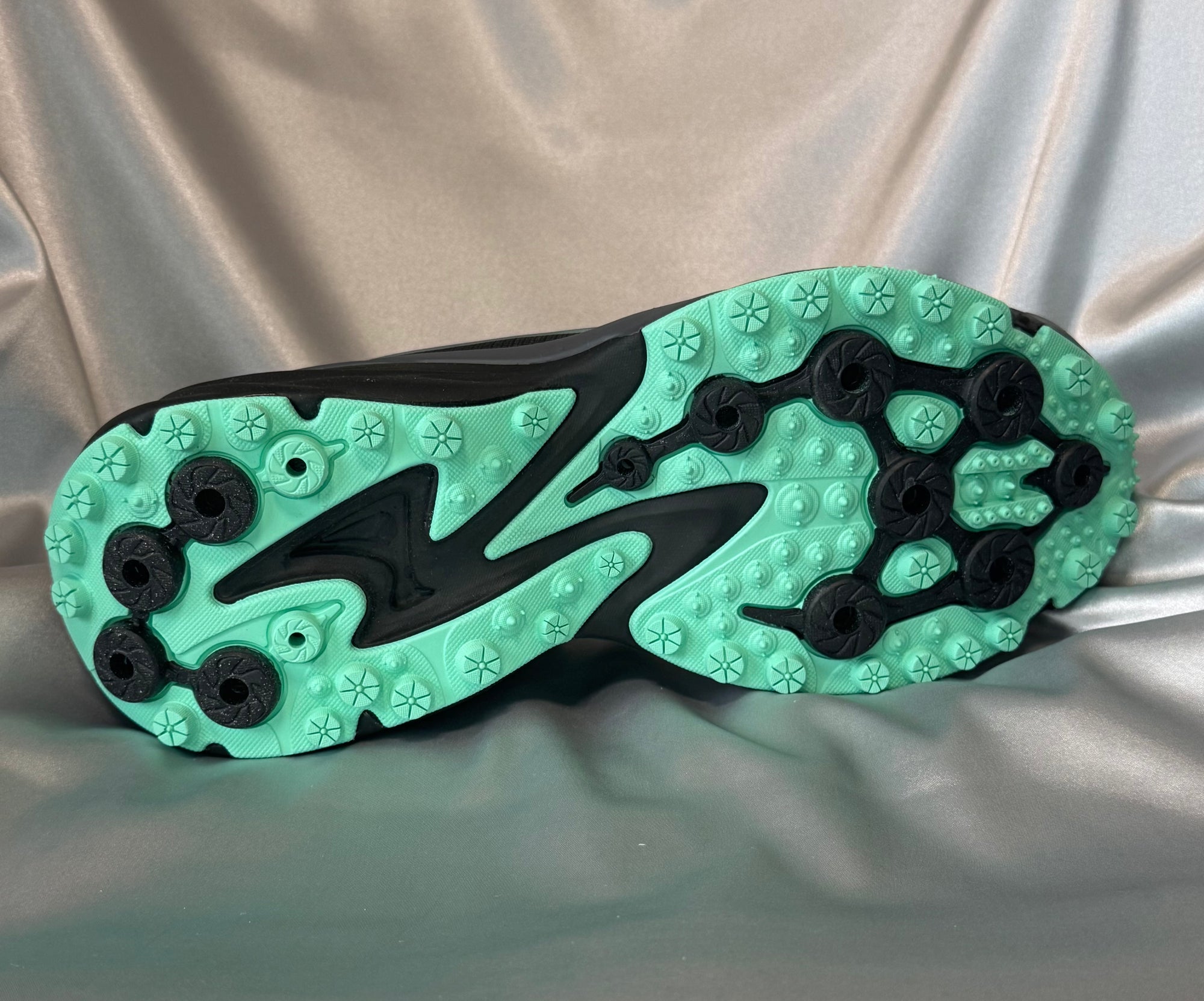 Чоловічі кросівки PUMA Spirex Raceday Black Green чорні із зеленими вставками, європейський бренд.